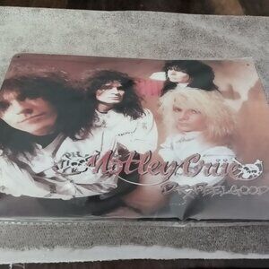 MOTLEY CRUE GROUP DR. FEELGOOD TIN METAL WALL SIGN